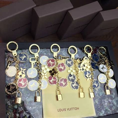 louis vuitton sleuteltasje|Louis Vuitton charms.